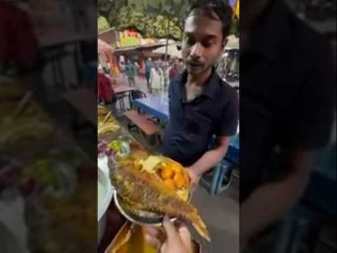 Duniya ki Sabse badi machhali plate eating #food #streetfood #foodie #bhelpuri #paratharecipes