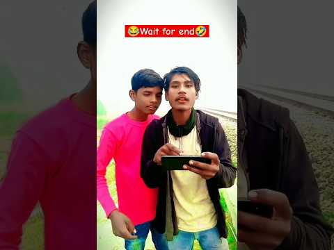 खेलेगा फ्री फायर 😜😂 #shortsfeed #comedy #shortvideo #ravikumarking #youtubeshorts #viralvideo #new