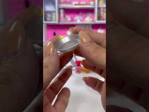 Miniverse Cherry Pie Make it Mini #makeitmini #diycrafts #miniatures #diy #asmr  #mga #miniverse