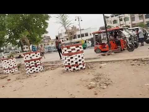 , hay doston yah dekhiae Kitna Sundar Hai Road per lagane