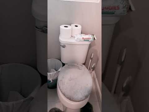 The best wipe for #2 and how to use the toilet with out small