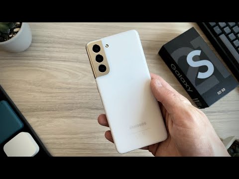 Should YOU still buy the Samsung Galaxy S21? Updated Review!