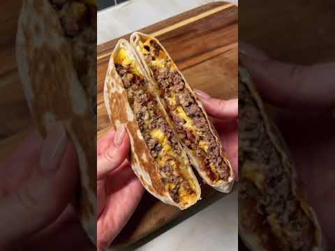 Quick Easy BURGER CRUNCH WRAP by simplefood4you #shorts  #wrap #quickrecipe #easyrecipe #cheese