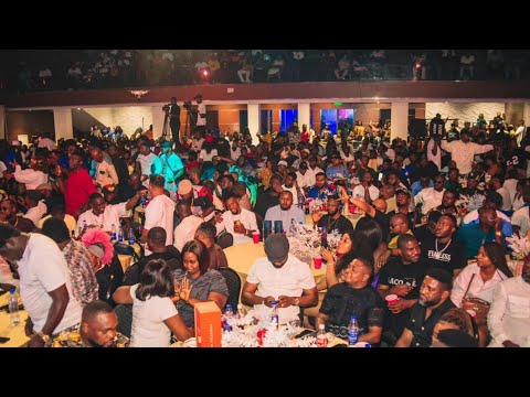 COMEDIAN AB SIMPLE IS ONE OF THE LEADING COMEDIANS IN SOUTHEAST NIGERIA #LETS WATCH THIS VIDEO