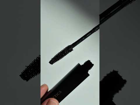 Mascara That Works for Mature Eyes | Volumizing, No Irritation, All Day Wear