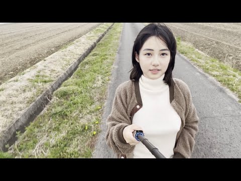 [No bra walk] I was taking a walk and it started raining...