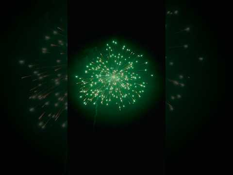 Best sky shot #diwali2024 #viralvideo #firecracker #fireworks #skyshot #trending #bhojpuri #diwali