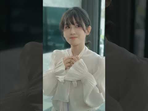 [ Full Version ] นักศึกษาวิทยาลัยตกหลุมรัก CEO เย็นชาของเพื่อนสนิทของเขา เขารักและพอใจเธอ