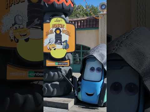 The Best HAUL-O-WEEN Decor in Disneyland 🛻 DCA Cars Land ✨ #ASMR #Shorts