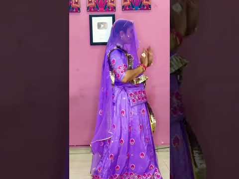 Dhuso Baaje Re 🌺.            #dance #learnghoomar #wedding #rajasthanidance #shorts