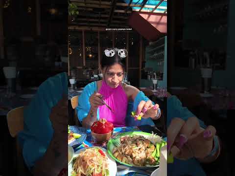 INDIAN MUM TRIES THAI RESTAURANT IN HONG KONG 🇮🇳🇭🇰🌊 #hongkongfoodie #hongkong #thaifood #food