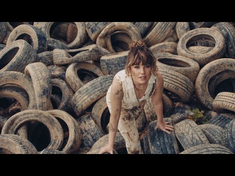 Lily Moore – Hard Days Love (Official Music Video)