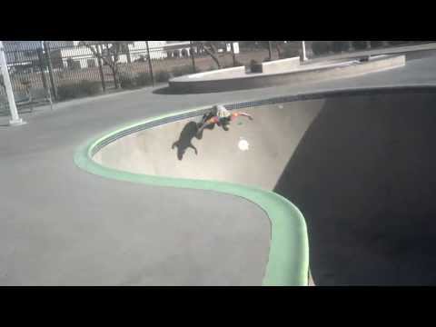 Pool skating (BIRTHDAY)