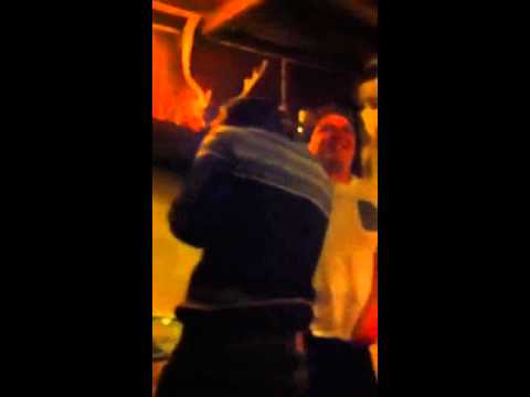 Robin and Dean dance to Rhianna