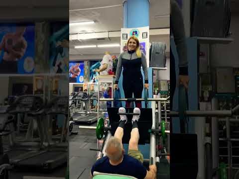 LEG PRESS #shoulderday #bicepsday #bicepsday #workout #legends #legend #workoutmotivation