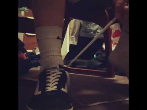 Little shoelace hack for those with the use of 1 hand!!