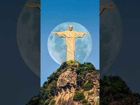 🗺️✝️ Standing Tall in Faith: Christ the Redeemer 🇧🇷 #shorts #wondersoftheworld
