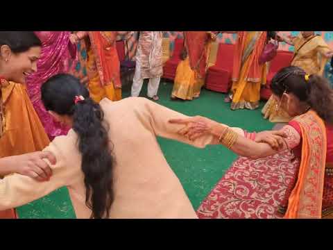 उत्तराखंड - थड़िया गीत महिलो दवरा गीत