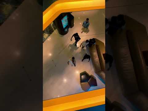 Movie night with the crew 🎥🍿