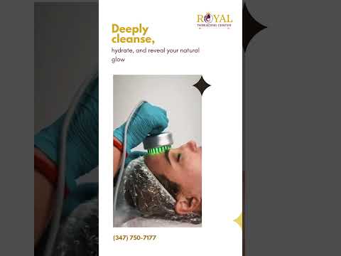 ✨ Thirsty Skin? Quench It with Our Hydro Glow Facial! ✨