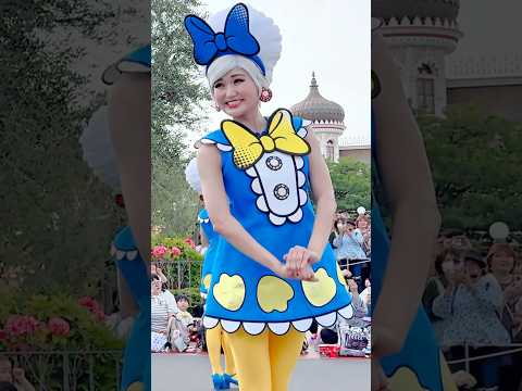 この場面が近くで見れてよかったです！口ずさんでしまいます #ディズニー #ディズニーランド #ディズニーダンサー #ドナパル #パルパルーザ