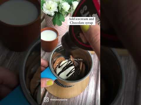 Lockdown Special Recipe| Biscuit Shake #biscuit #milkshake #shorts #lockdownrecipe