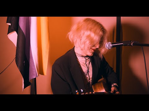 perfect people (shades of grey!) acoustic // coming out as enby pt. 1