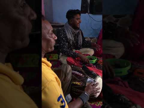 Harmonium Dholak.Ki khoob gaya rang ban ta sarkar ne... Main Deewani Ganj Shakar Di