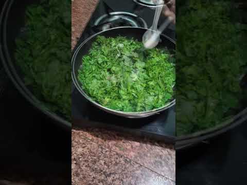 Is tarhe se palak banaye ge to kilo -kilo kha jaye ge #trending #food #coooking #recipe#cooking#food