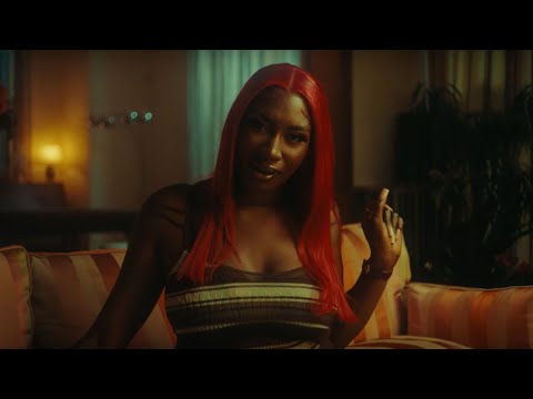 Aya Nakamura - SMS (Clip Officiel)