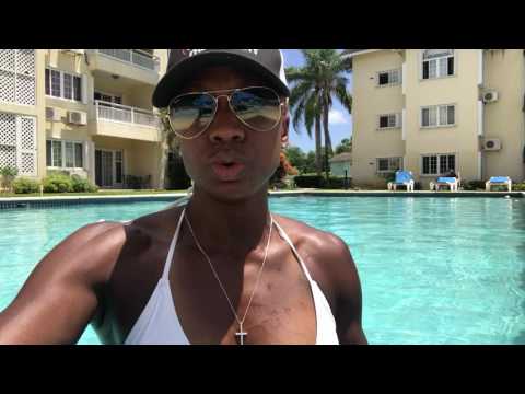 Dominique Blake | Pool Recovery | Complete Nutrition