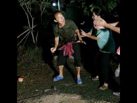 ปล่อยโกมลอยกันครับ