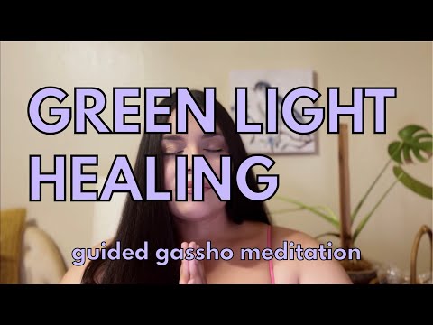 AWAKEN LOVE AND COMPASSION 💓✨💫 with this 5-minute Gassho 🙏🏻 Meditation Experience for your HEART