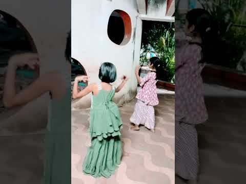 Morni Banke💃 #trending #viral #kidsvideos #bollywood #mornibanke #punjabisong #dance