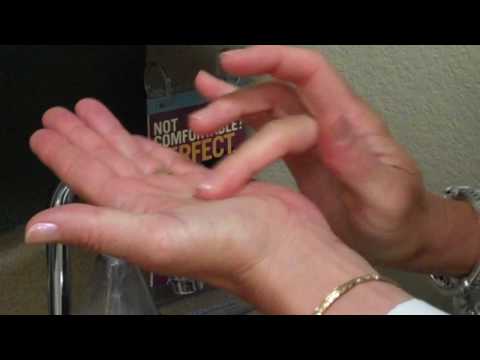 Los Gatos Eye Care-How to clean your contact lenses