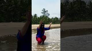 Tumko Barish Pasand Hai Mujhko Barish Me Tum...😍 #apurbadiary #shorts #seabeach #thrissur #kerala