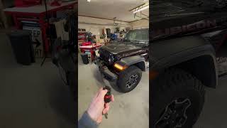 Jeep hidden feature? Does anyone’s else’s Rubicon do this? #jeep #jeeplife #jeeps