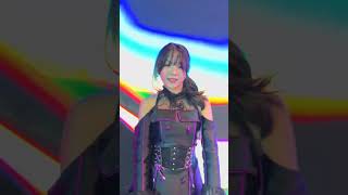 BORDERLESS | BNK48 17th Single | Lightsaber Challenge (Monet ver.)