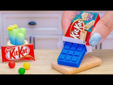 Amazing KITKAT Cake🌈Sweet Miniature Rainbow Chocolate KITKAT Cake Decorating Recipe