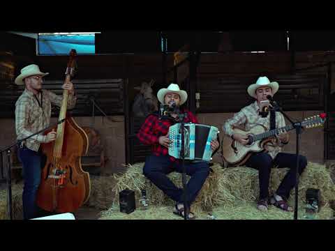 Grupo 360 - Noche De Pasión (En Vivo Con Tololoche)