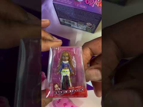 Mini Bratz Unboxing 1