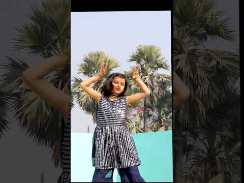 Ek ek thumke pe #dancer #song #dancecraze #viralvideo #millionviews #popularshorts #popular #shorts