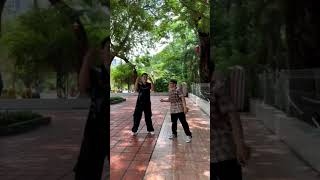 BREAKING COMBO FOR BEGINNERS N. 36 @TeamLAM #breakingclass #dance #hiphop #bboy #bboycombo