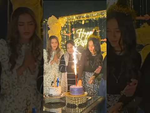 Rabia Faisal's Birthday Celebration 🎊 #sistrology #rabiafaisal #fatimafaisal #birthdaycelebration