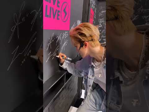 NCT DREAM CDTV LIVE LIVE WALL SIGNATURE 💚 #NCTDREAM #NCT #BESTFRIENDEVER #KPOP #MUSIC