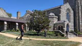 Metal Detecting an Old Church in the Middle of a Bustling City!