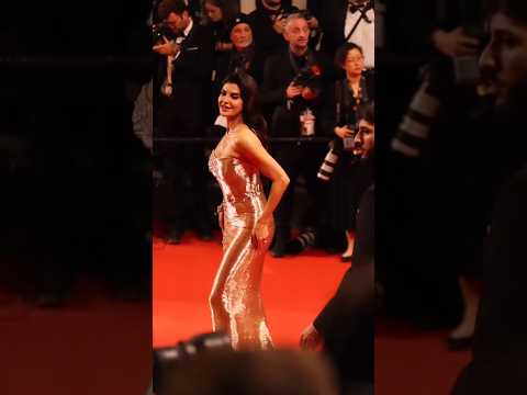 Jacqueline Fernandez At Cannes Red Carpet | Dazzles In Her Gorgeous Look | #jacqueline #cannes2024