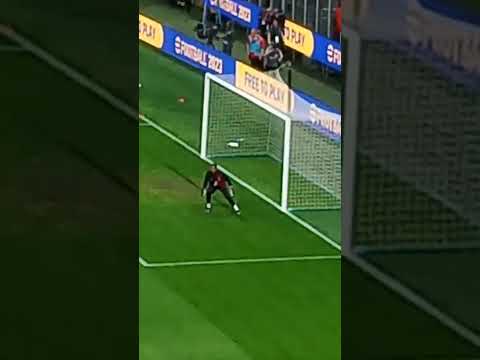 Grande Maignan!! #milano#ACMilan#maignanportierone#milan-salernitana#parata#goalkipper#Rdo11