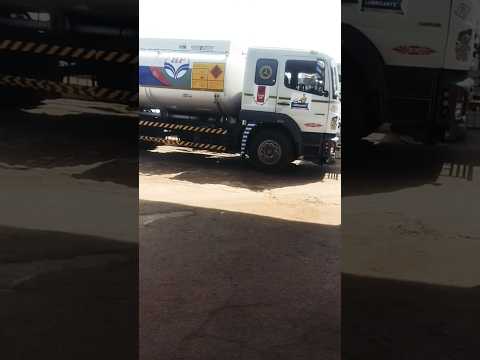 trucklover #trendingshorts #petroltank #youtubeshorts