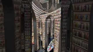 Biggest library in the world. #library #worldbestlibrary #books #reading